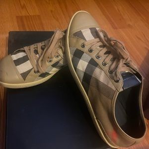Burberry Sneakers Size 39 (9) Used